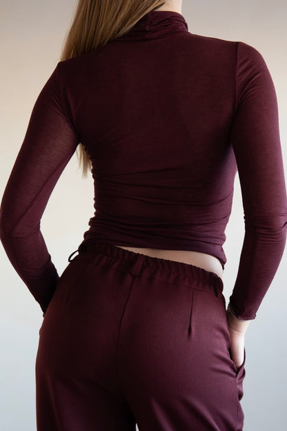 Sheer Cashmere Turtleneck – Burgundy